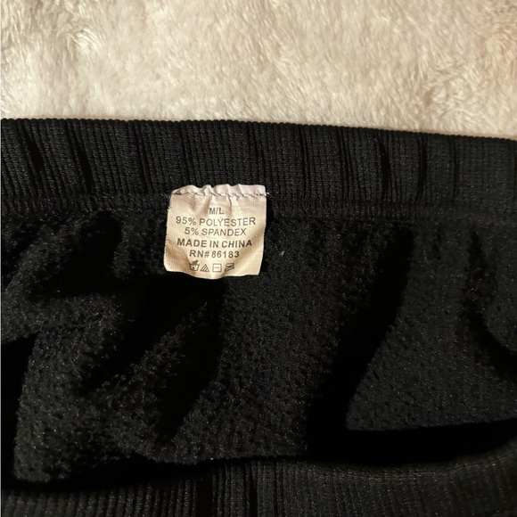 Bundle of 8 Pairs Different Styles of Leggings - Black / Grey - Size M/L - Picture 11 of 16